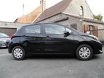 Toyota Yaris L (bj 2016), Auto's, Toyota, Voorwielaandrijving, Stof, Gebruikt, Zwart