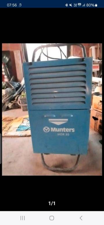 Bouwdroger te huur beschikbaar voor biedingen