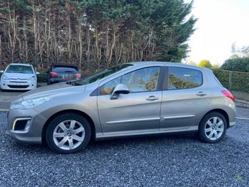 Peugeot 308 1.6 essence, automatique, 67000 km, 1er propriét disponible aux enchères