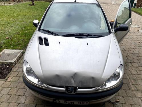 Peugot 206, Auto's, Peugeot, Particulier, Benzine, Euro 4, Stadsauto, 3 deurs, Handgeschakeld, Zilver of Grijs, Voorwielaandrijving