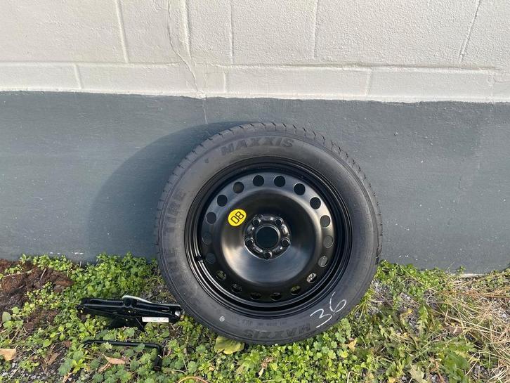 Ford reservewiel (155/70R17 110M) nieuwe band, Auto-onderdelen, Overige Auto-onderdelen, Ford, Volvo, Rover, Land Rover, Jaguar