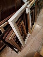 Lot de cadres en bois jamais utilisés (13) +  lot peintures, Ophalen, Zo goed als nieuw, Hout