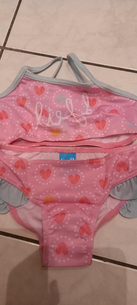 NOUVEAU bikini rose Sweet taille 104 110, Enfants & Bébés, Maillots de bain pour enfants, Neuf, Ensemble de bikini, Taille 104