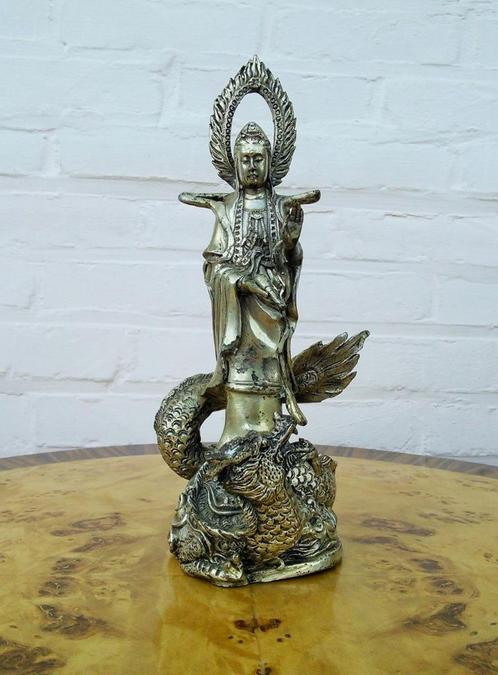 Beeld - Guanyin met draak, Antiek en Kunst, Antiek | Religieuze voorwerpen, Ophalen of Verzenden