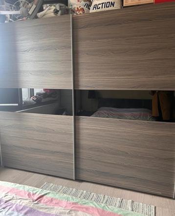 Volle kamers  beschikbaar voor biedingen