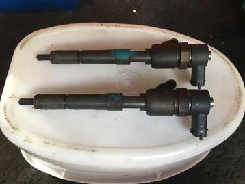 INJECTEUR OPEL CORSA C 1300 TURBO DIESEL beschikbaar voor biedingen