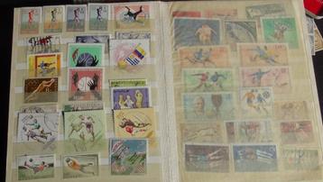 Album de timbres A5 (20) différents pays, sports, complet