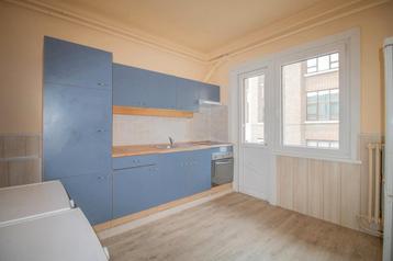 Appartement à vendre à Charleroi, 2 chambres, Appartement, 259 kWh/m²/an, 2 pièces
