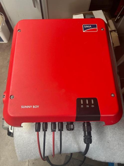Sma Sunny boy SB4.0-1AV.4.0, Doe-het-zelf en Bouw, Zonnepanelen en Toebehoren, Zo goed als nieuw, Compleet systeem, 200 wattpiek of meer