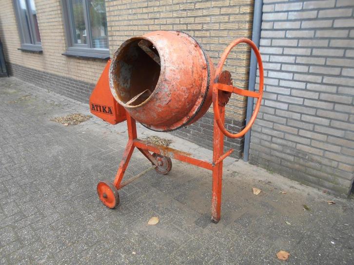 betonmolen 220 volt, Doe-het-zelf en Bouw, Betonmolens, Gebruikt, Ophalen