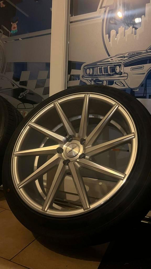 Jantes vossen 19, Auto-onderdelen, Banden en Velgen, Band(en)