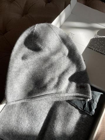 Axiome : Muts & Sjaal 100% cashmere - kasjmier (Grijs) Nieuw