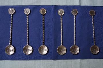 antiek zilver beschikbaar voor biedingen