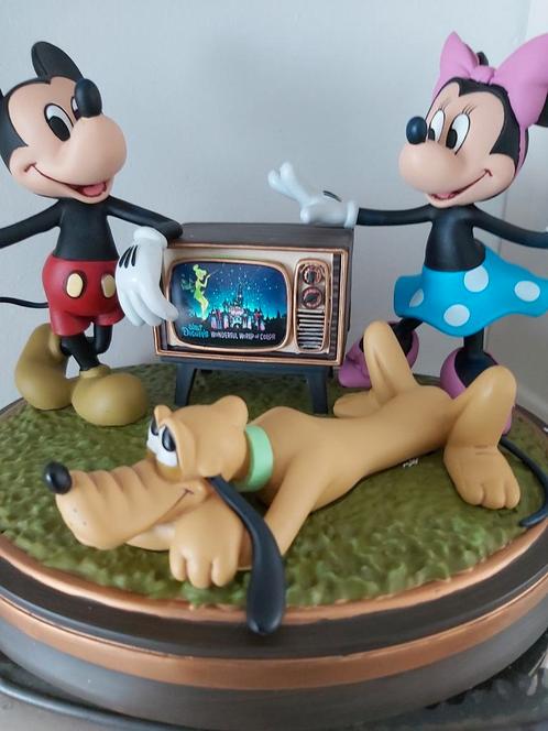 Retired beeld uit disneyland., Verzamelen, Disney, Zo goed als nieuw, Ophalen of Verzenden