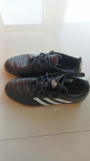 Adidas 38 in absolute nieuwstaat  beschikbaar voor biedingen