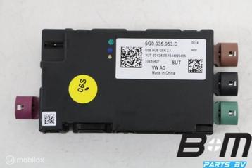 USB hub met spanningsvormer VW Golf 7 5G0035953D beschikbaar voor biedingen