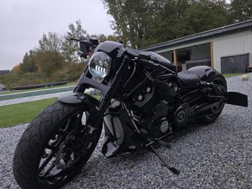 Custom made VROD Nightrod 2014 lage kms voor/achter airride disponible aux enchères