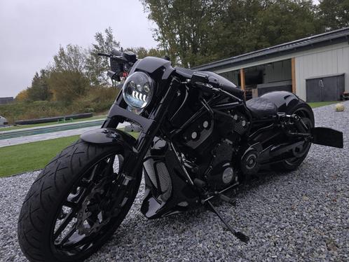 Custom made VROD Nightrod 2014 lage kms voor/achter airride, Motos, Motos | Harley-Davidson, Particulier, Autre, plus de 35 kW