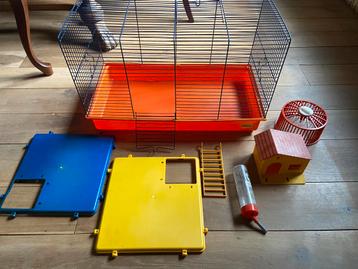 Kooi voor knaagdieren beschikbaar voor biedingen