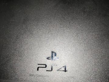 Ps4 met controllers beschikbaar voor biedingen