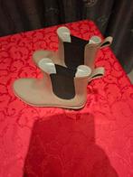Beige botjes mt 38, Kleding | Dames, Overige Dameskleding, Ophalen, Zo goed als nieuw