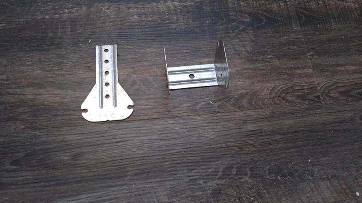 Supports centraux en métal pour stores, Bricolage & Construction, Outillage | Outillage à main, Utilisé, Enlèvement