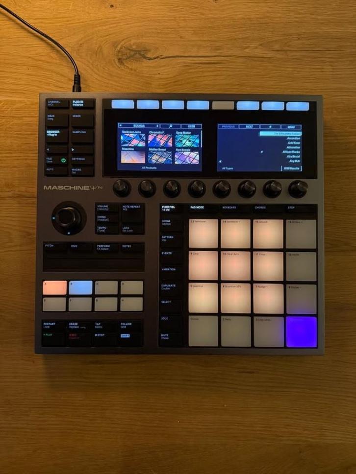 Maschine+ (Native Instruments: Standalone Controller), Muziek en Instrumenten, Midi-apparatuur, Zo goed als nieuw, Ophalen