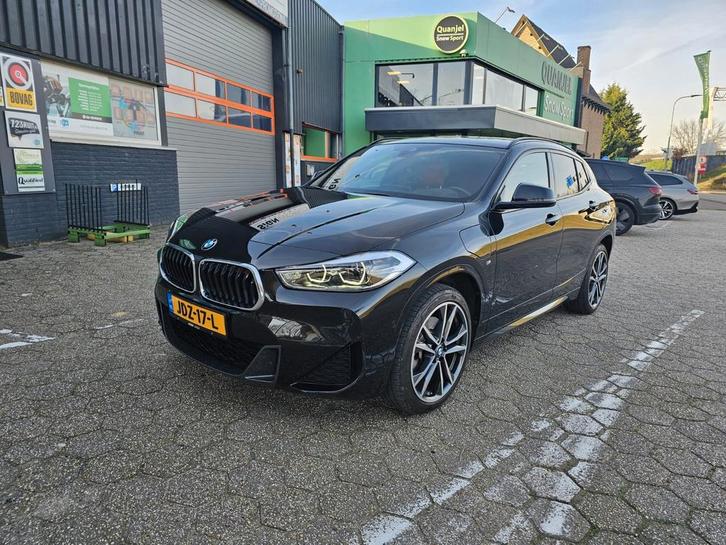 BMW X2M xDrive25, Autos, BMW, Particulier, X2, Hybride Électrique/Essence, 5 portes, Automatique, Noir, Cuir, Entretenue par le concessionnaire