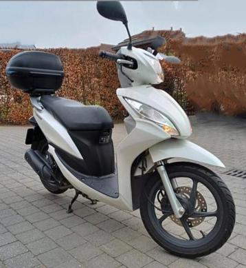 Honda Vision  beschikbaar voor biedingen
