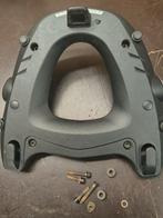 Givi monokey, Motoren, Ophalen