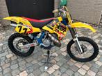 suzuki rm 250cc bj 1990 NIEUW! 15 UUR!!!, Motoren, Particulier, Crossmotor, 1990 cc