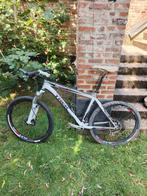 TREK 8500 MTB, Fietsen en Brommers, Gebruikt, Meer dan 20 versnellingen, Ophalen, Overige merken
