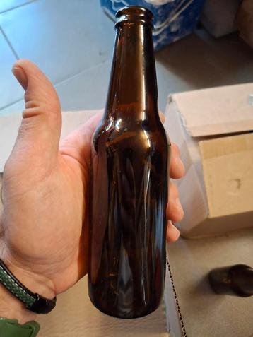 Bierflessen 30cl,  0,15€ / fles. beschikbaar voor biedingen