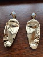 Statement oorbellen goudkleurig gezicht, Ophalen of Verzenden, Zo goed als nieuw