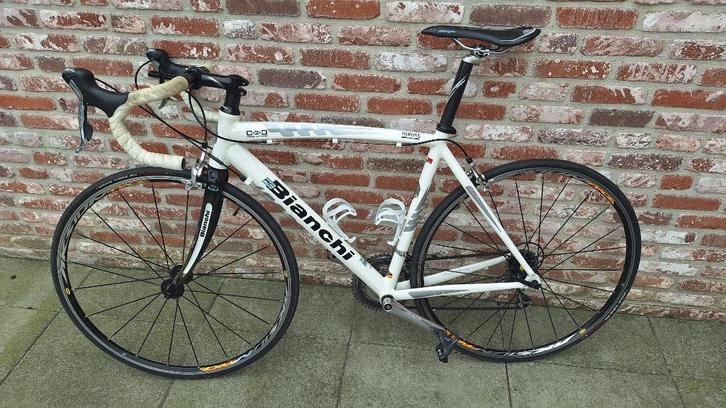 Bianchi Via Nirone racefiets, Fietsen en Brommers, Fietsen | Heren | Sportfietsen en Toerfietsen, Gebruikt, Ophalen