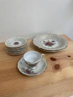 Vintage servies met bloemendecor & goudaccenten, Ophalen of Verzenden