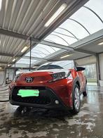 Toyota Aygo X 2022, Autos, Toyota, Rouge, Achat, Boîte manuelle, Noir