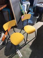 2 kinderstoeltjes, Enlèvement