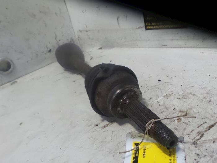 Aandrijfas links-voor van een Subaru Vivio, Auto-onderdelen, Remmen en Aandrijving, Subaru, Gebruikt, 3 maanden garantie, Ophalen of Verzenden