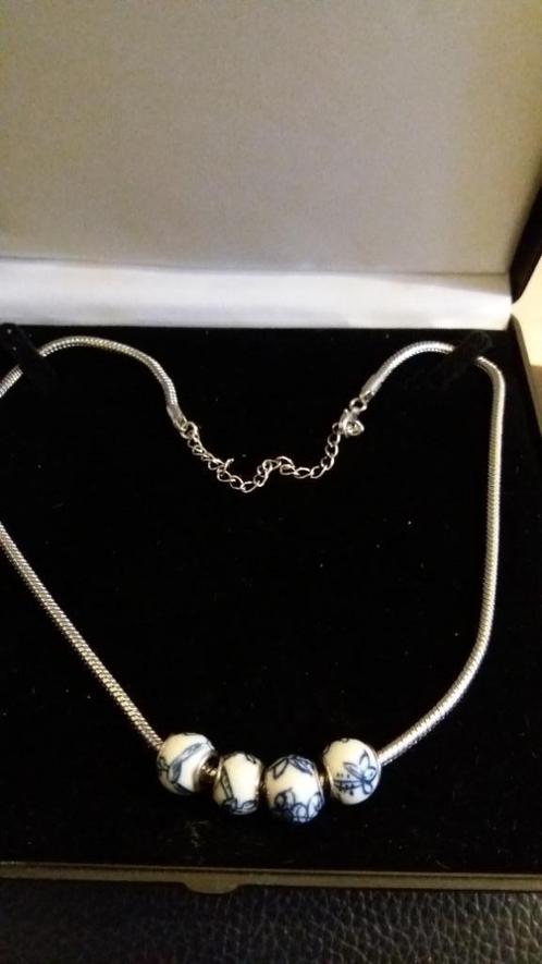 divers colliers - de fantaisie - petit prix, Handtassen en Accessoires, Kettingen, Zo goed als nieuw, Ophalen