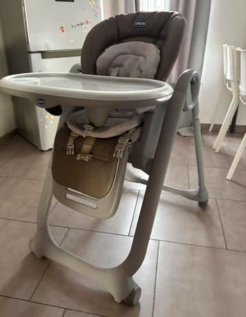 Chaise haute POLLY MAGIC CHICCO, Enfants & Bébés, Enlèvement, Utilisé