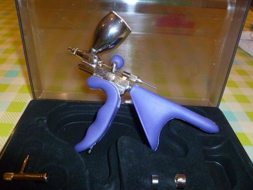 Colani Harder & Steenbeck airbrushpistool, Hobby en Vrije tijd, Schilderen, Nieuw, Airbrush en Accessoires, Ophalen of Verzenden