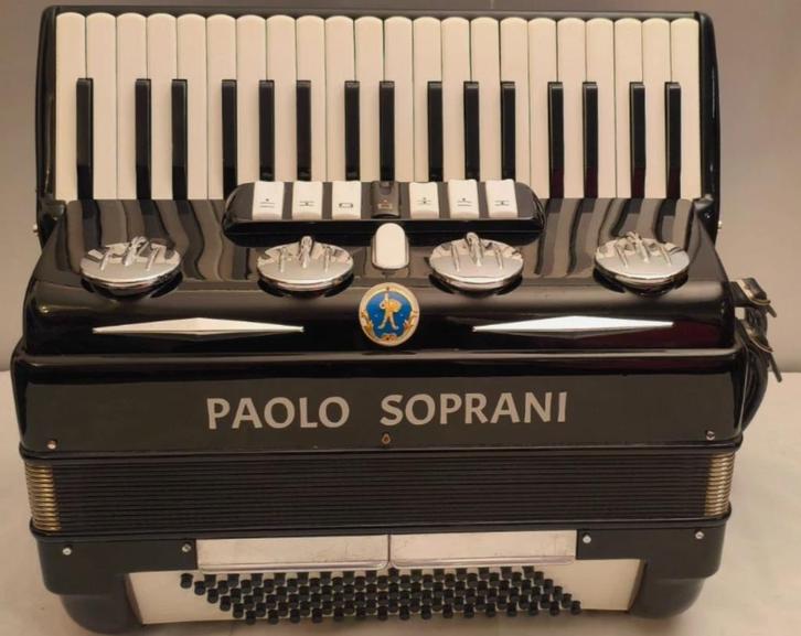 PAOLO SOPRANI Accordeon 96/3, Muziek en Instrumenten, Accordeons, Gebruikt, Toetsaccordeon, 96-bas, Overige merken, Met riemen