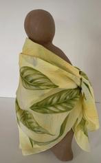 Nieuwe sjaal, Made in Italy, 65 x 65 cm 100% polyester, Kleding | Dames, Mutsen, Sjaals en Handschoenen, Ophalen of Verzenden