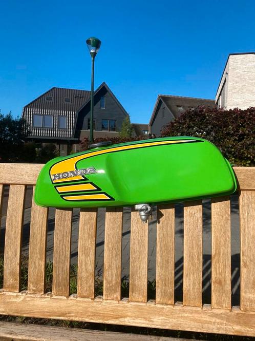Nette Honda SS50 tank, origineel groen, Fietsen en Brommers, Brommeronderdelen | Algemeen, Nieuw, Tank, Ophalen of Verzenden