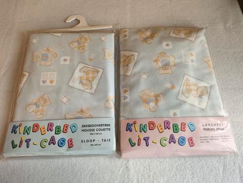 Dekbedovertrek + lakenset vintage print, Kinderen en Baby's, Kinderkamer | Beddengoed, Nieuw, Dekbedovertrek, Ophalen