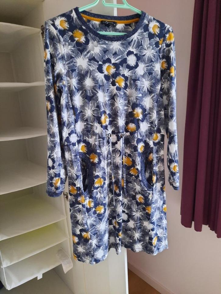 JURK MET LANGE MOUWEN - Blauw -top secret - maat 38, Kleding | Dames, Jurken, Zo goed als nieuw, Maat 38/40 (M), Blauw, Knielengte