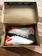 Adidas messi indoor soccer shoes, Kleding | Heren, Schoenen, Ophalen, Zo goed als nieuw, Adidas, Wit