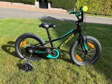 Child’s Bicycle / Kinderfiets / Vélo enfant Specialized  beschikbaar voor biedingen