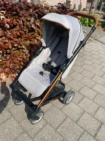 Mutsy Nexo Buggy – gebruikt, gereinigd en in goede staat beschikbaar voor biedingen